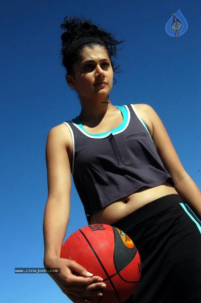 Tapsee Stills in Mr. Perfect Movie - 57 / 62 photos