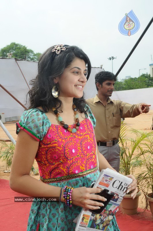 Tapsee visits Nizam College Grounds - 36 / 72 photos