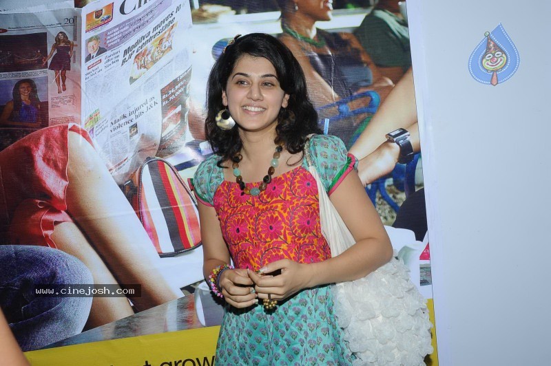 Tapsee visits Nizam College Grounds - 47 / 72 photos