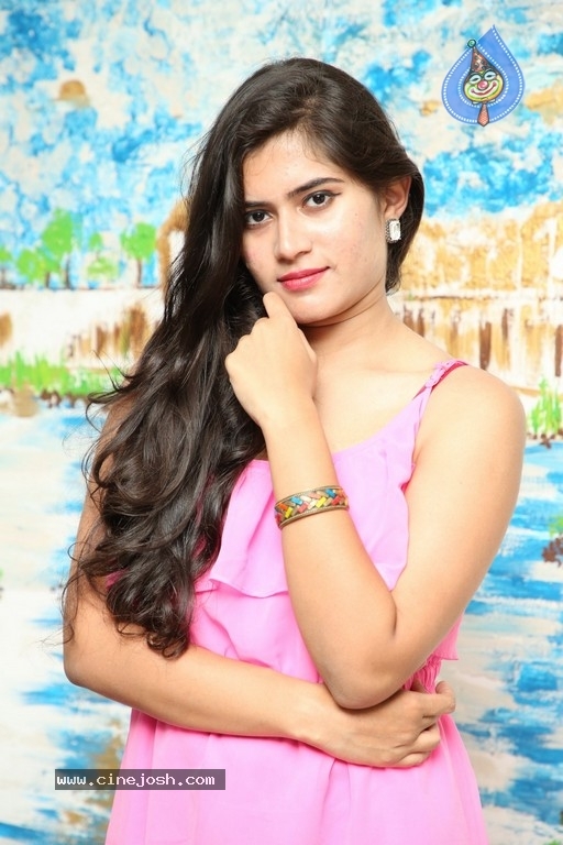 Tara Chowdary New Pics - 3 / 11 photos