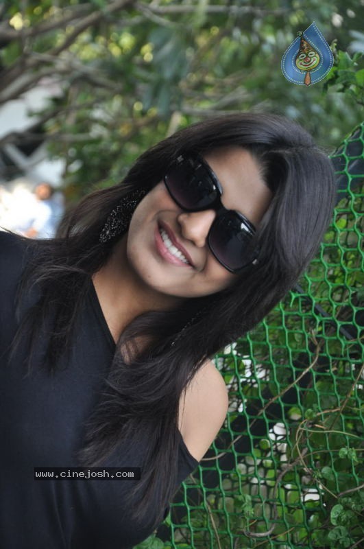 Tashu Kaushik Latest Photos - 7 / 76 photos