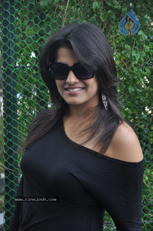 Tashu Kaushik Latest Photos - 58 / 76 photos