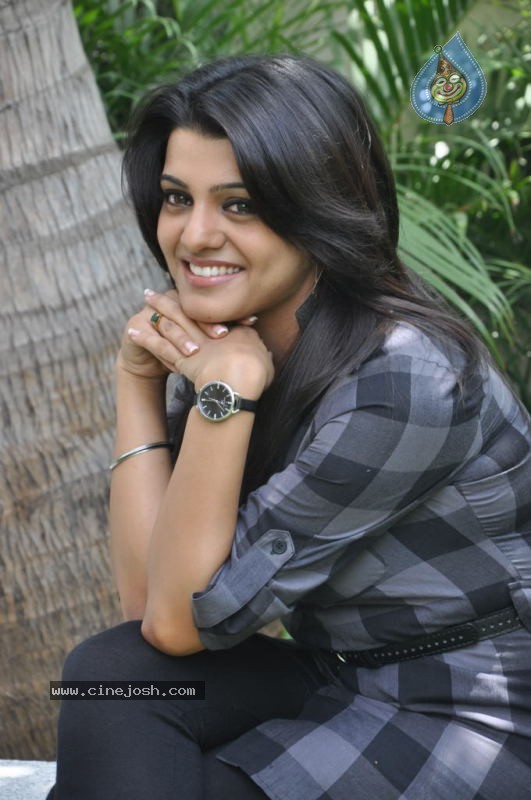 Tashu Kaushik Latest Stills - 81 / 128 photos