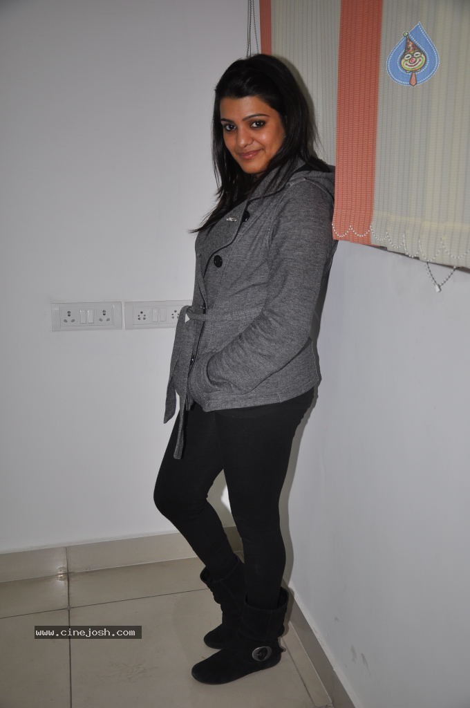 Tashu Kaushik New Stills - 1 / 76 photos