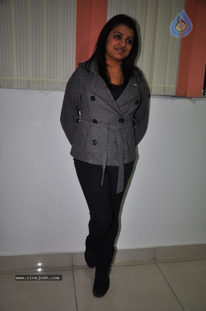 Tashu Kaushik New Stills - 25 / 76 photos