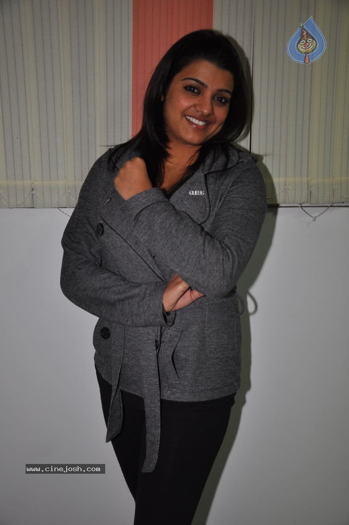 Tashu Kaushik New Stills - 51 / 76 photos