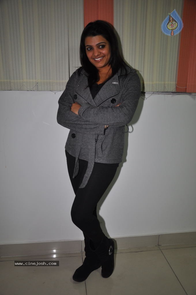 Tashu Kaushik New Stills - 56 / 76 photos