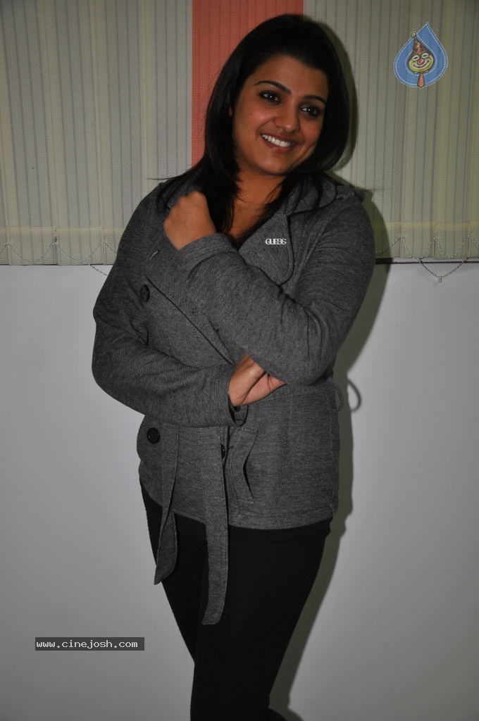 Tashu Kaushik New Stills - 59 / 76 photos