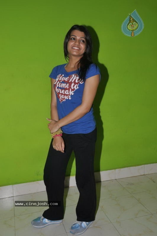 Tashu Kaushik Stills - 6 / 18 photos