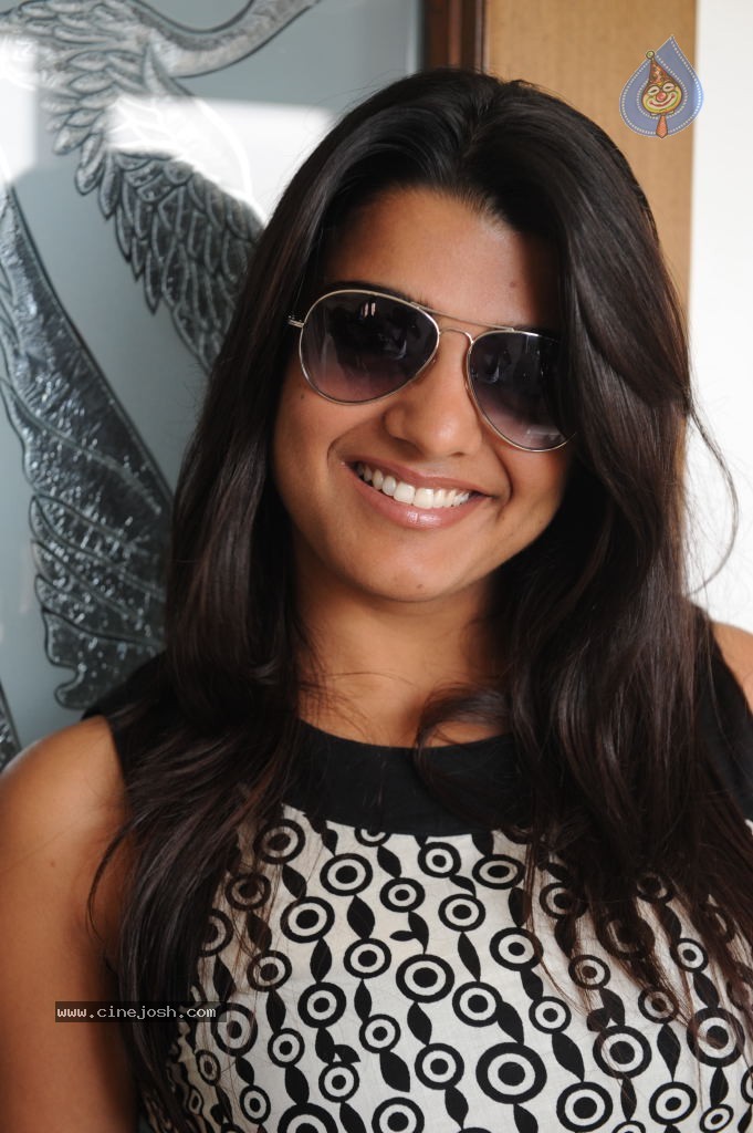 Tashu Koushik Latest Stills - 20 / 90 photos