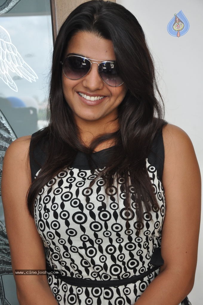 Tashu Koushik Latest Stills - 33 / 90 photos