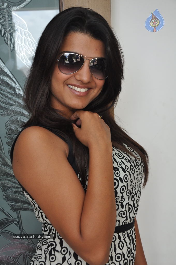 Tashu Koushik Latest Stills - 78 / 90 photos