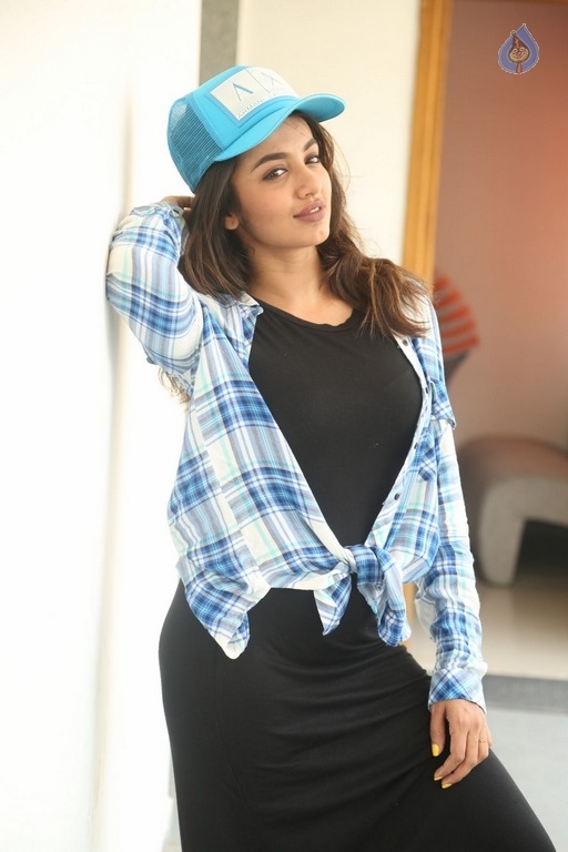 Tejaswi Madivada Latest Photos - 6 / 36 photos