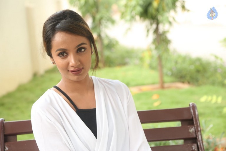 Tejaswi Madivada New Photos - 6 / 38 photos