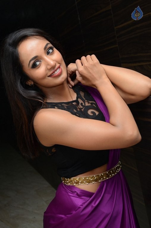 Tejaswi Madivada New Photos - 24 / 39 photos
