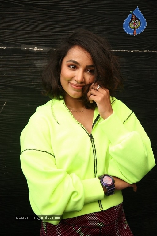 Tejaswi Madivada Photos - 11 / 13 photos