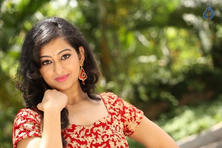Tejaswini New Photos - 4 / 42 photos