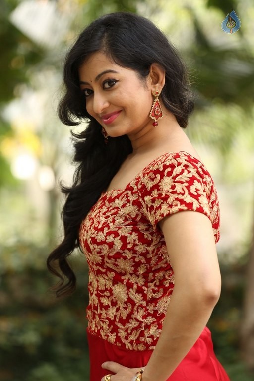 Tejaswini New Photos - 11 / 42 photos
