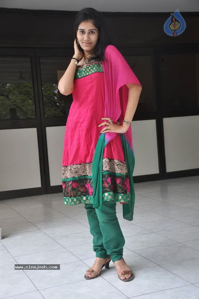 Thamakshi Stills - 35 / 43 photos