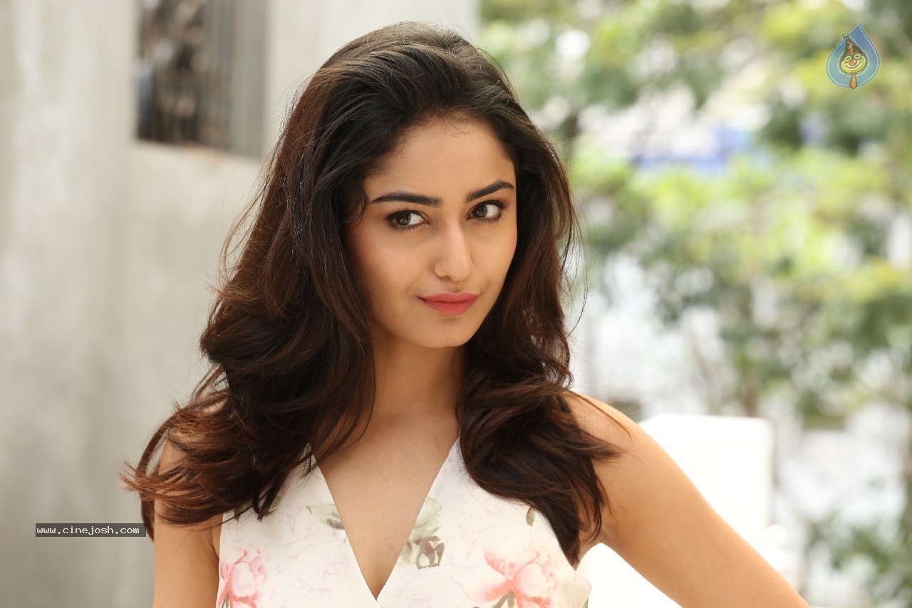 Tridha Choudhury New Gallery - 39 / 81 photos