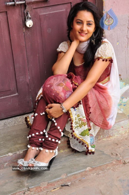 Tripti Sharma Stills - 29 / 53 photos