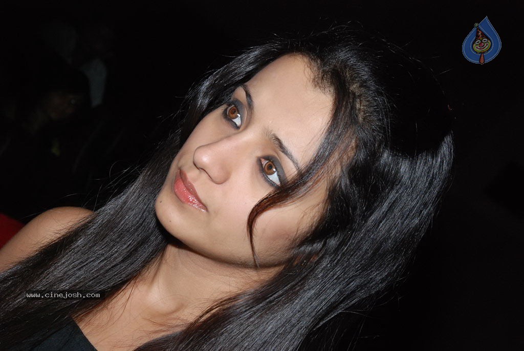 Trisha Stills - 10 / 30 photos