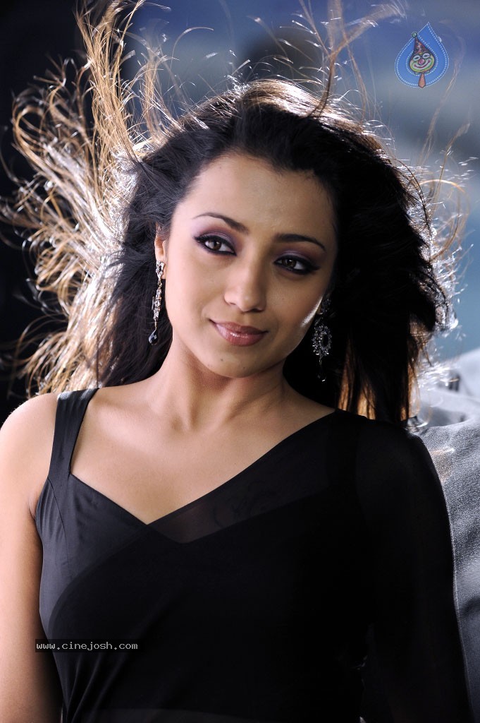 Trisha Hot Gallery - 9 / 83 photos