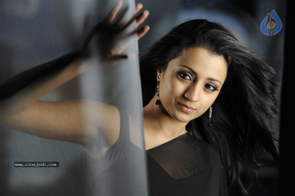 Trisha Hot Gallery - 13 / 83 photos