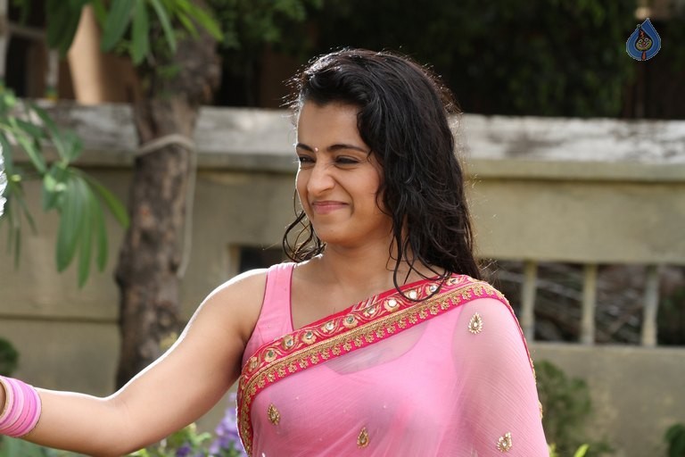 Trisha Latest Images - 1 / 22 photos