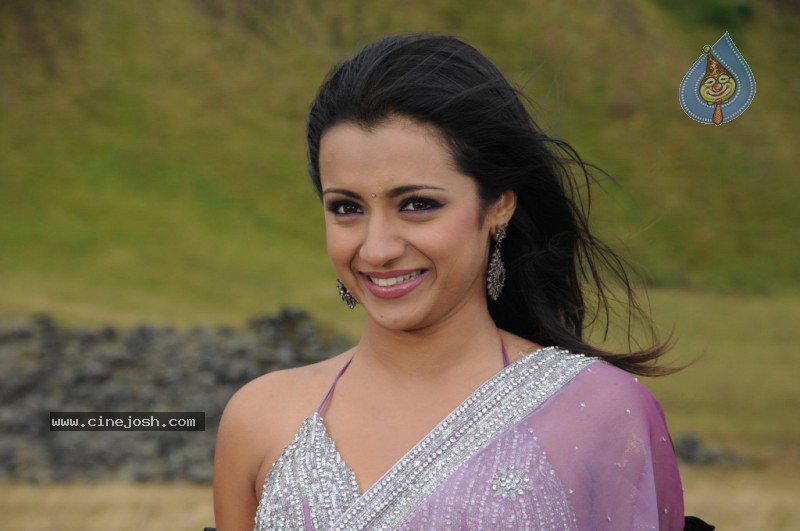 Trisha Latest Stills In Namo Venkatesa Photo 17 Of 64 Hd video songs from venkatesh's namo venkatesa.
