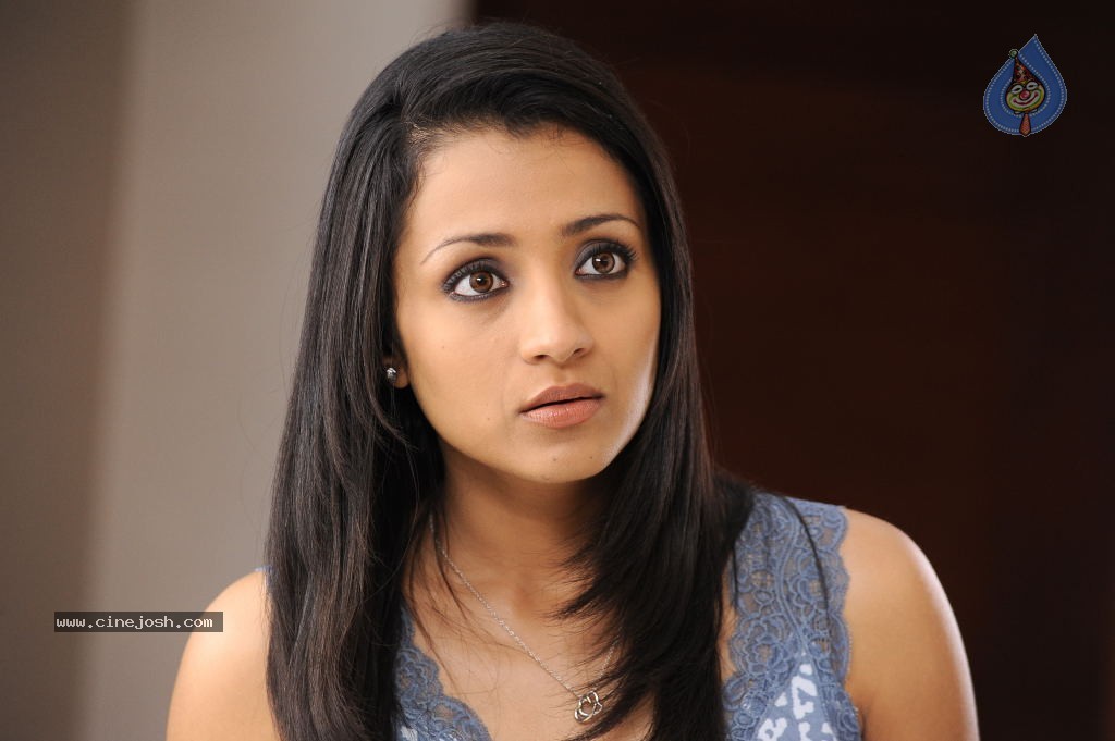 Trisha New Gallery - 44 / 65 photos