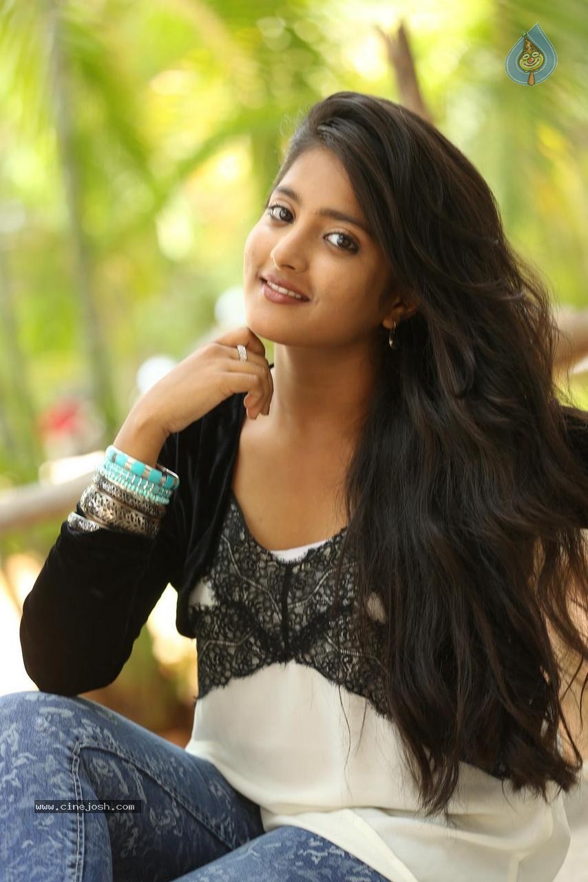 Ulka Gupta New Photos - 34 / 84 photos