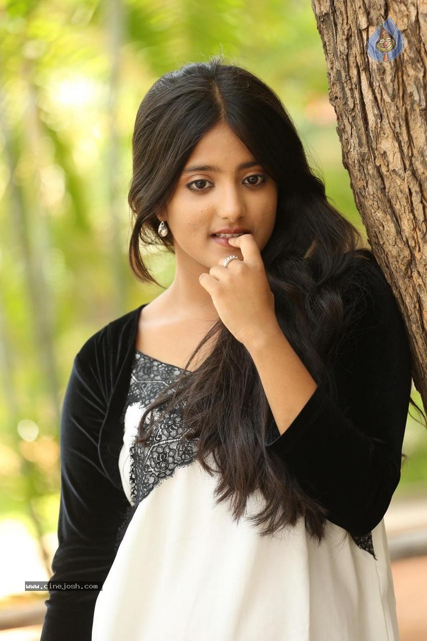 Ulka Gupta New Photos - 54 / 84 photos