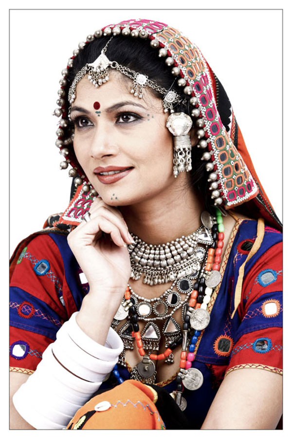 Vaidehi - 24 / 35 photos