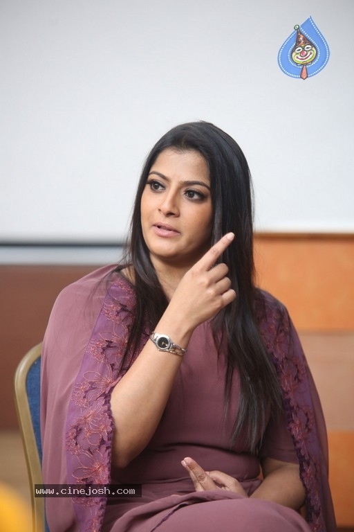 Varalakshmi Sarathkumar Interview Photos - 15 / 24 photos