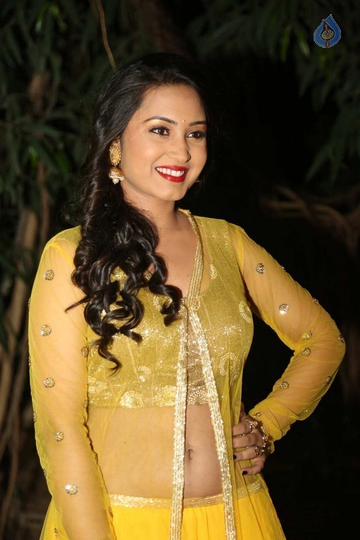 Vennela Photos - 12 / 39 photos