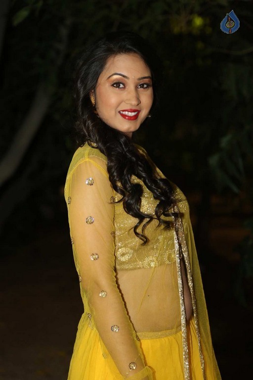 Vennela Photos - 34 / 39 photos