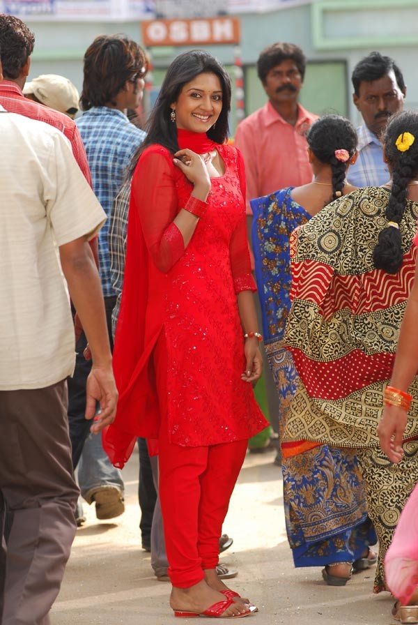 Vimala Raman Stills - 39 / 63 photos
