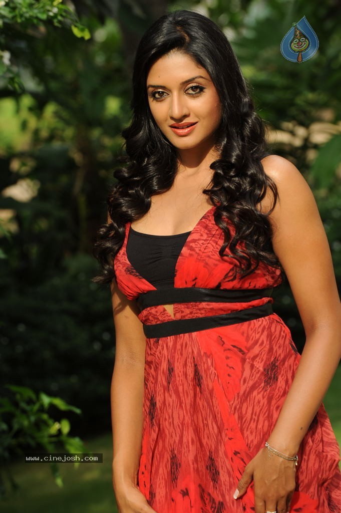 Vimala Raman High Resolution Photos - 20 / 70 photos