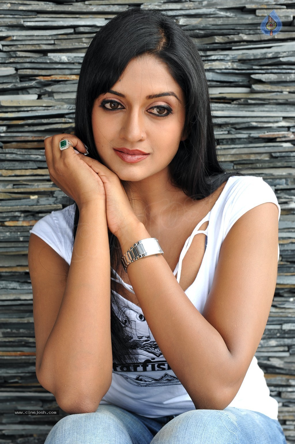 Vimala Raman New Hot Photos - 40 / 119 photos