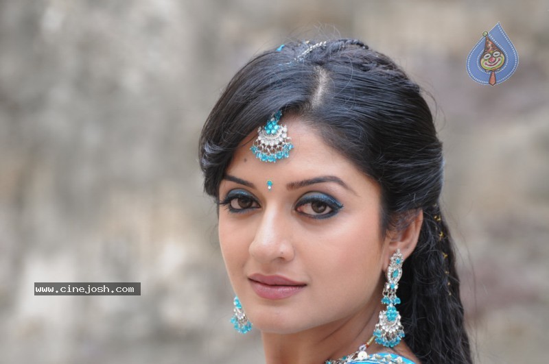 Vimala Raman Stills in Ranga the Donga Movie - 16 / 46 photos