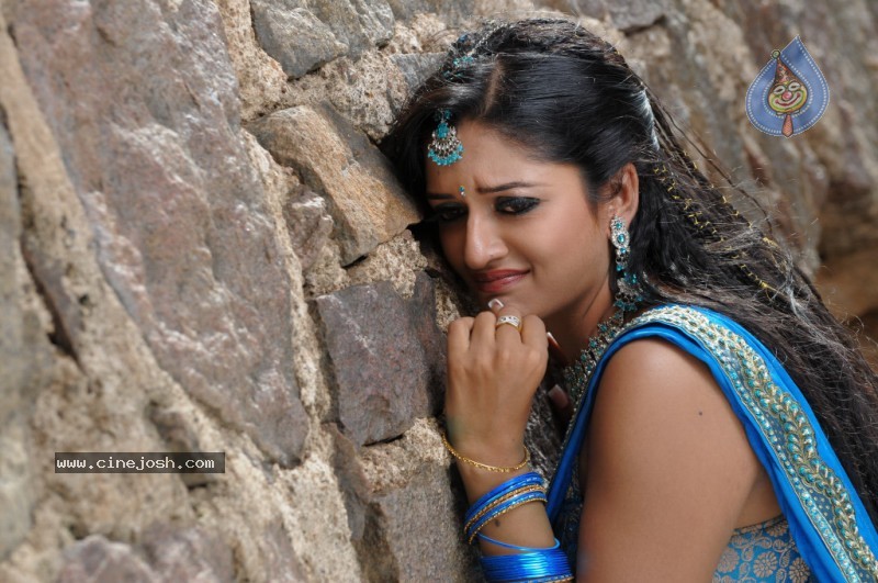 Vimala Raman Stills in Ranga the Donga Movie - 27 / 46 photos