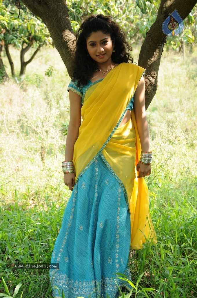 Vishnu Priya Images - 12 / 75 photos