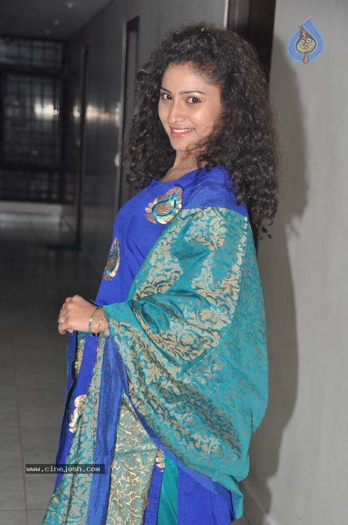 Vishnu Priya Latest Pics - 29 / 58 photos