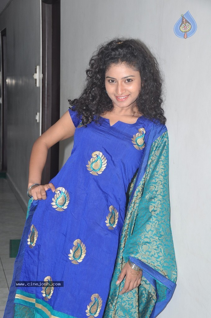 Vishnu Priya Latest Pics - 30 / 58 photos