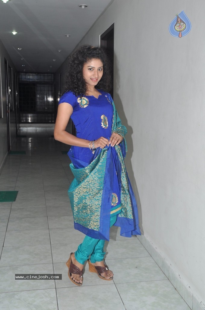 Vishnu Priya Latest Pics - 34 / 58 photos