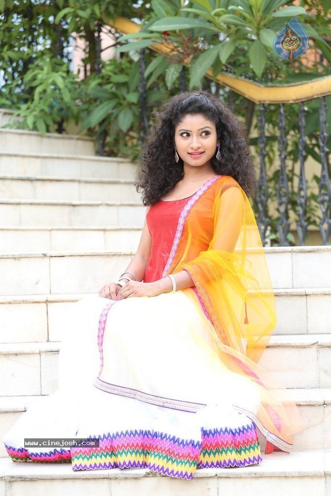 Vishnu Priya Latest Stills - 31 / 142 photos