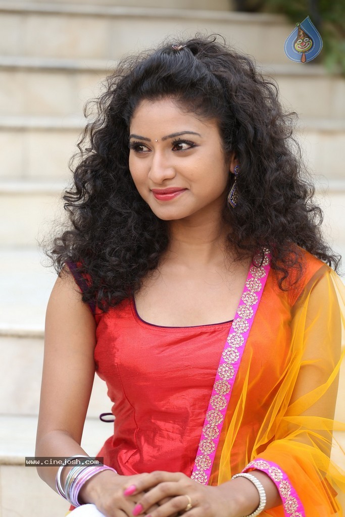 Vishnu Priya Latest Stills - 64 / 142 photos