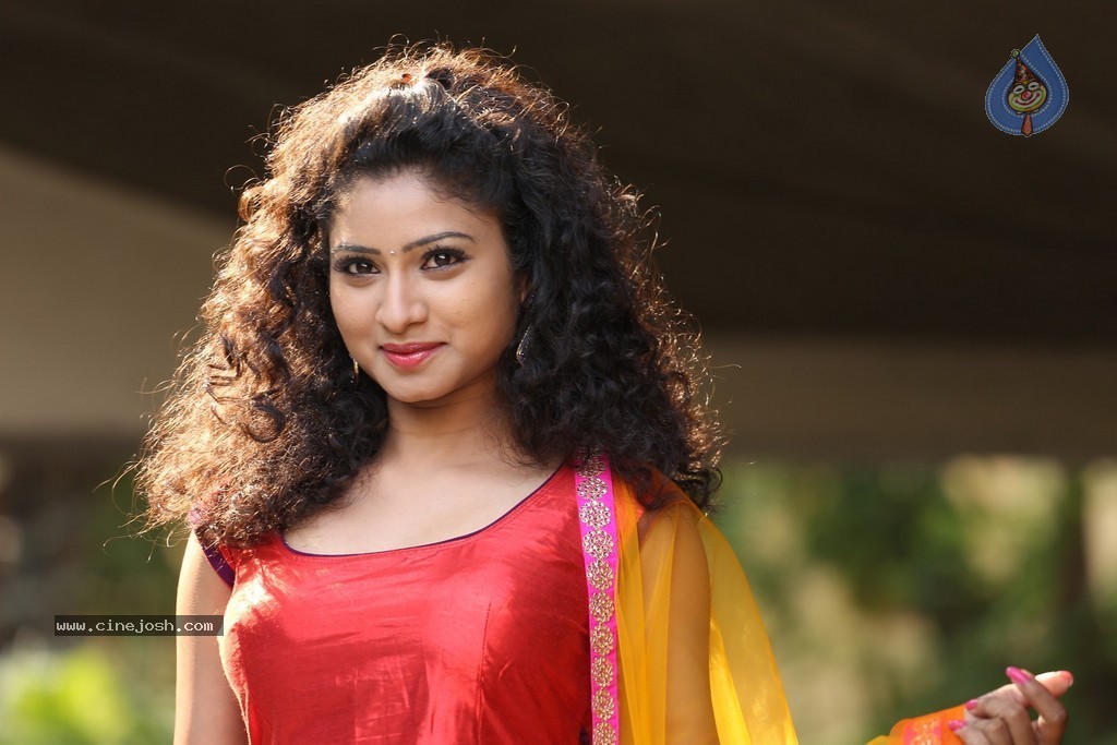 Vishnu Priya Latest Stills - 76 / 142 photos