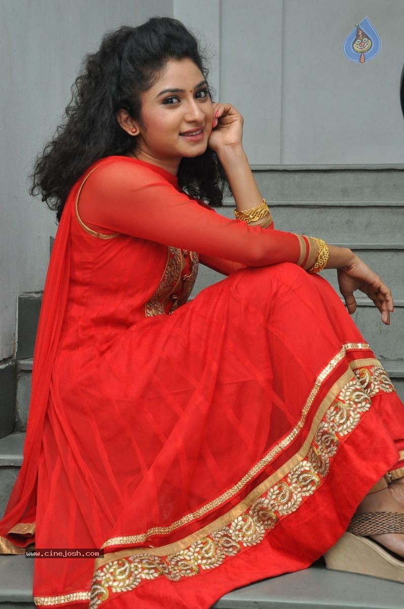 Vishnu Priya New Photos - 24 / 35 photos